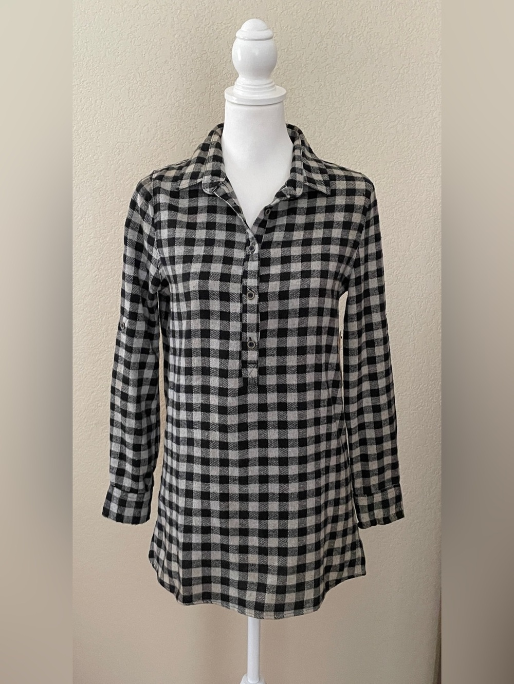 NWT Jachs Girlfriend Buffalo Check Tunic Black & White Tab Sleeve Size XS